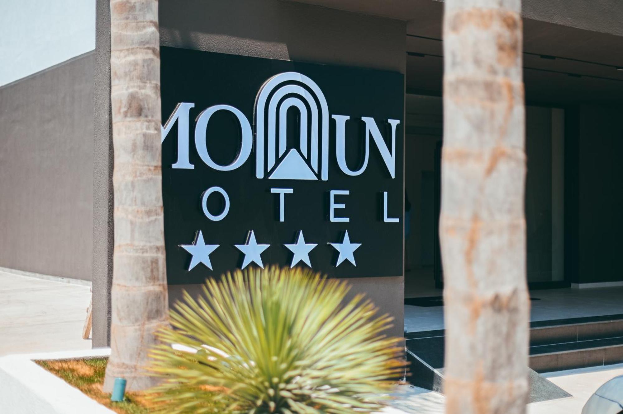 Monun Hotel Ksamil Luaran gambar