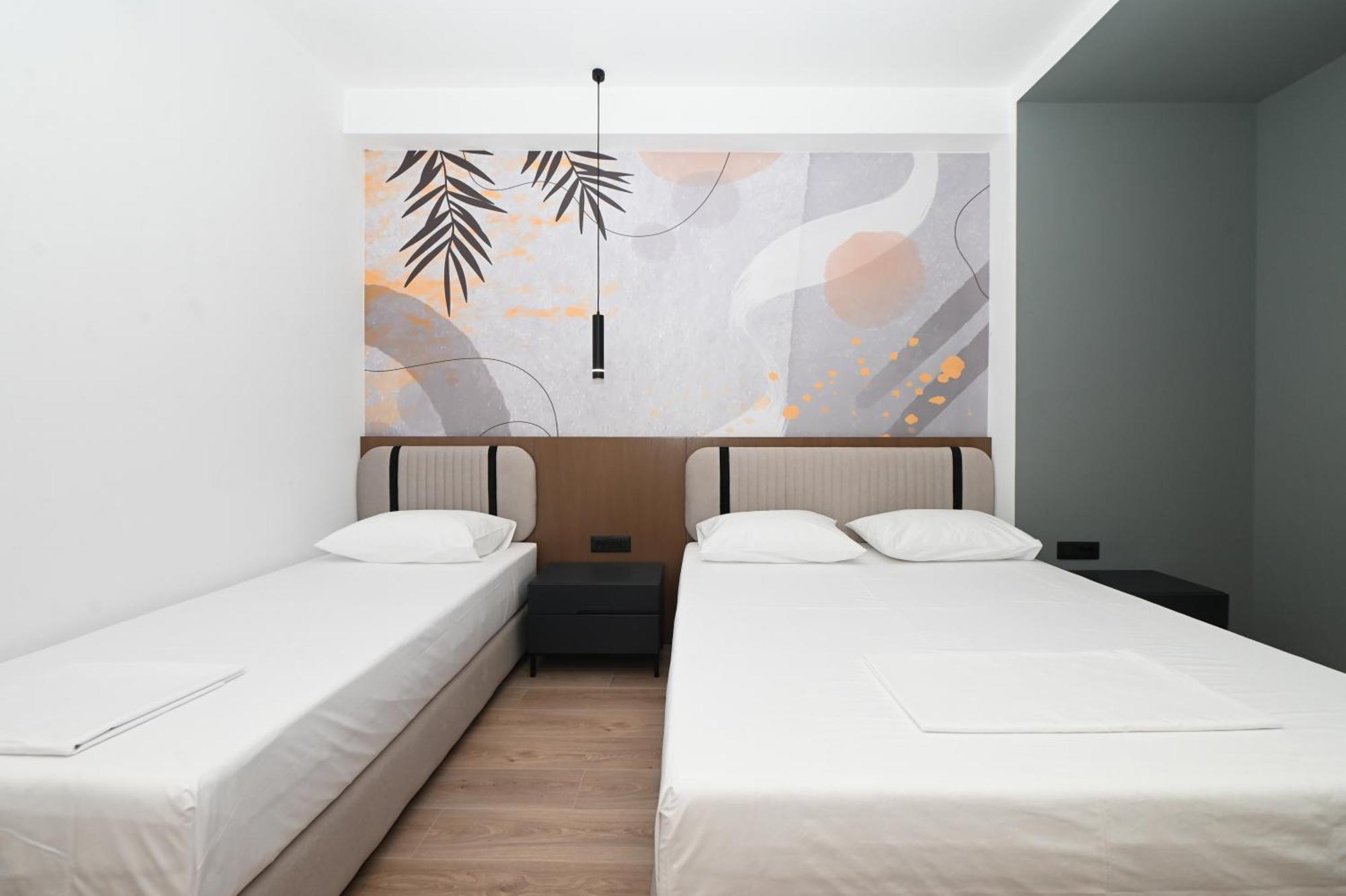 Monun Hotel Ksamil Luaran gambar