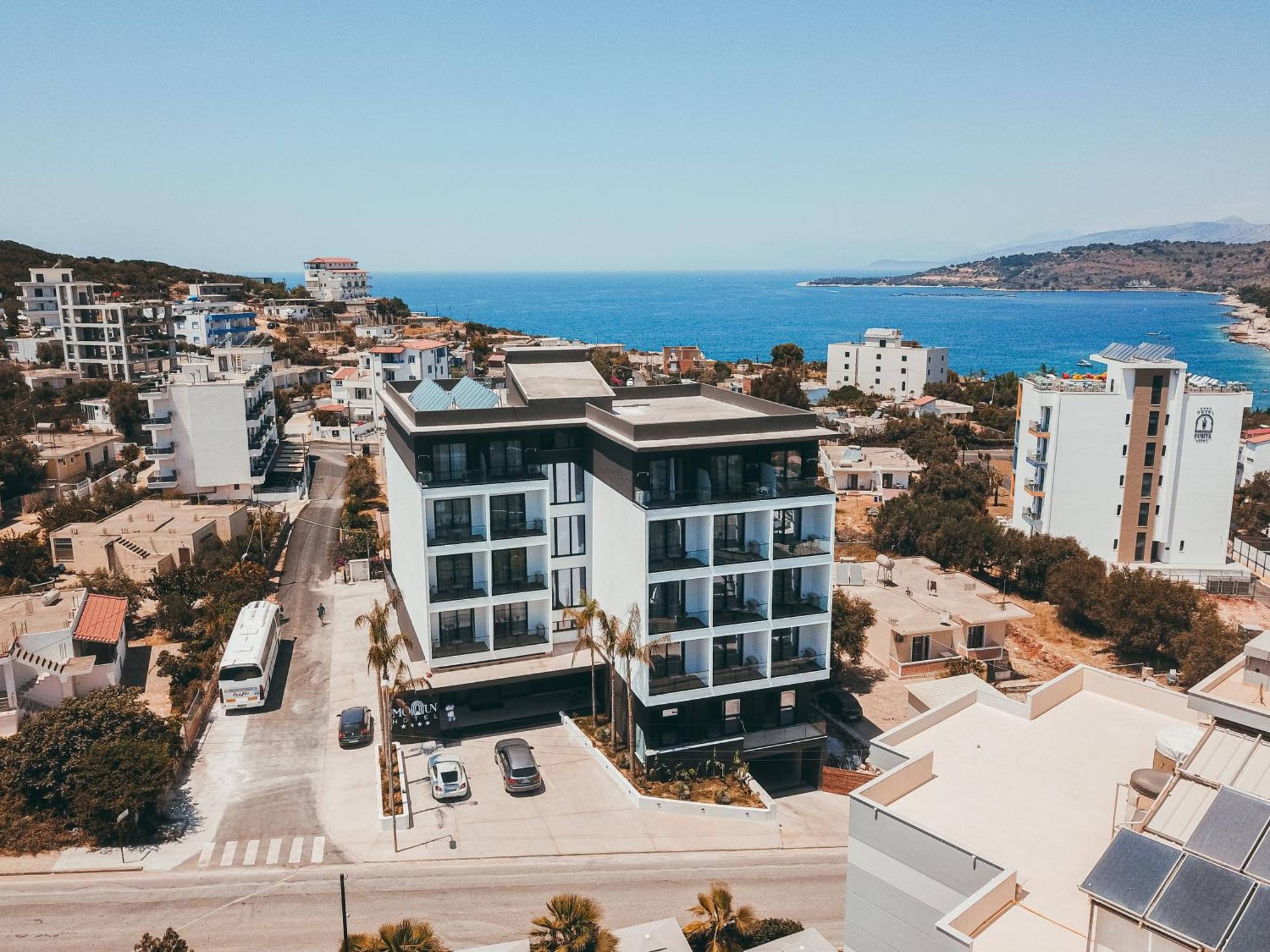 Monun Hotel Ksamil Luaran gambar