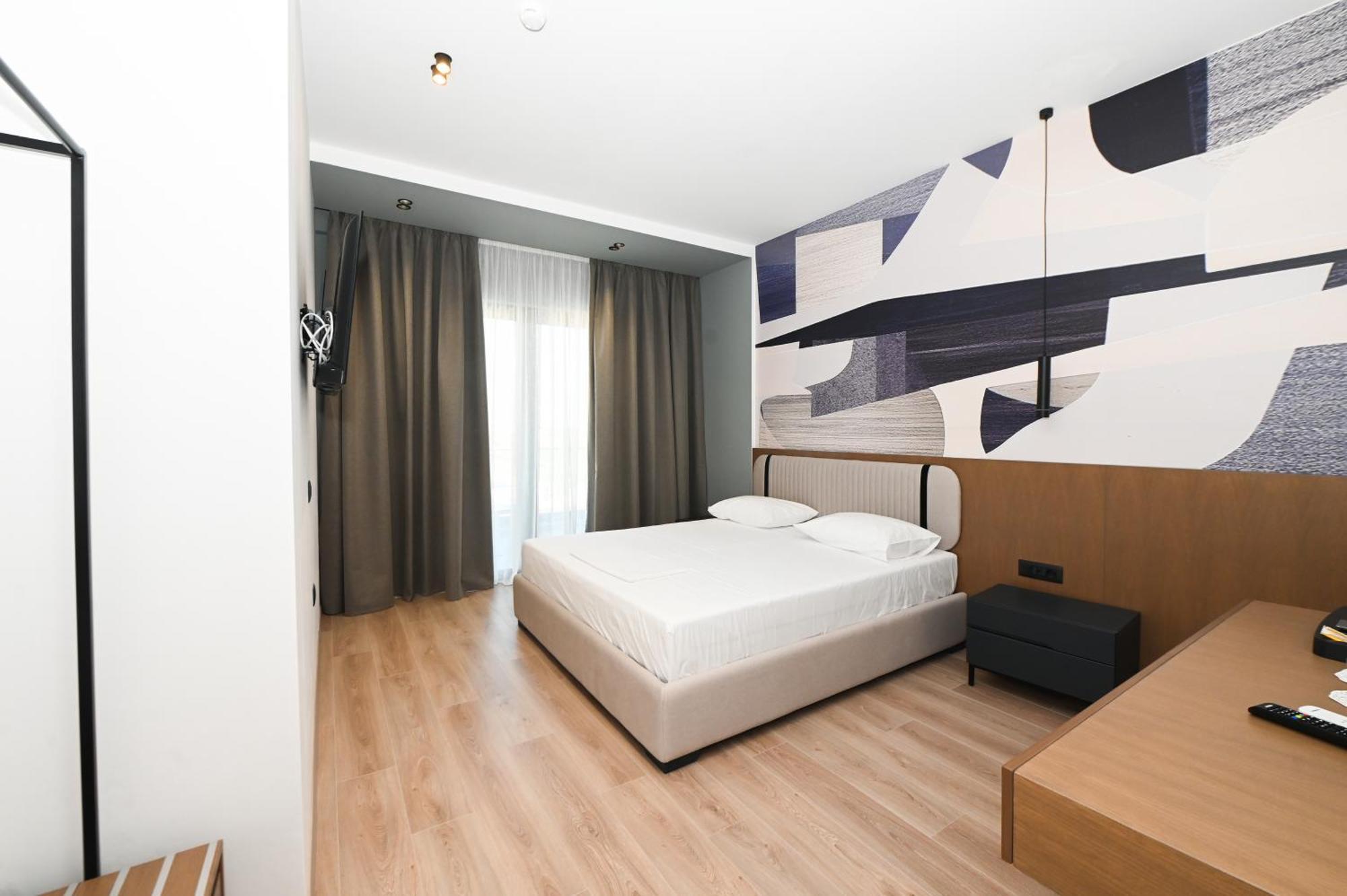 Monun Hotel Ksamil Luaran gambar