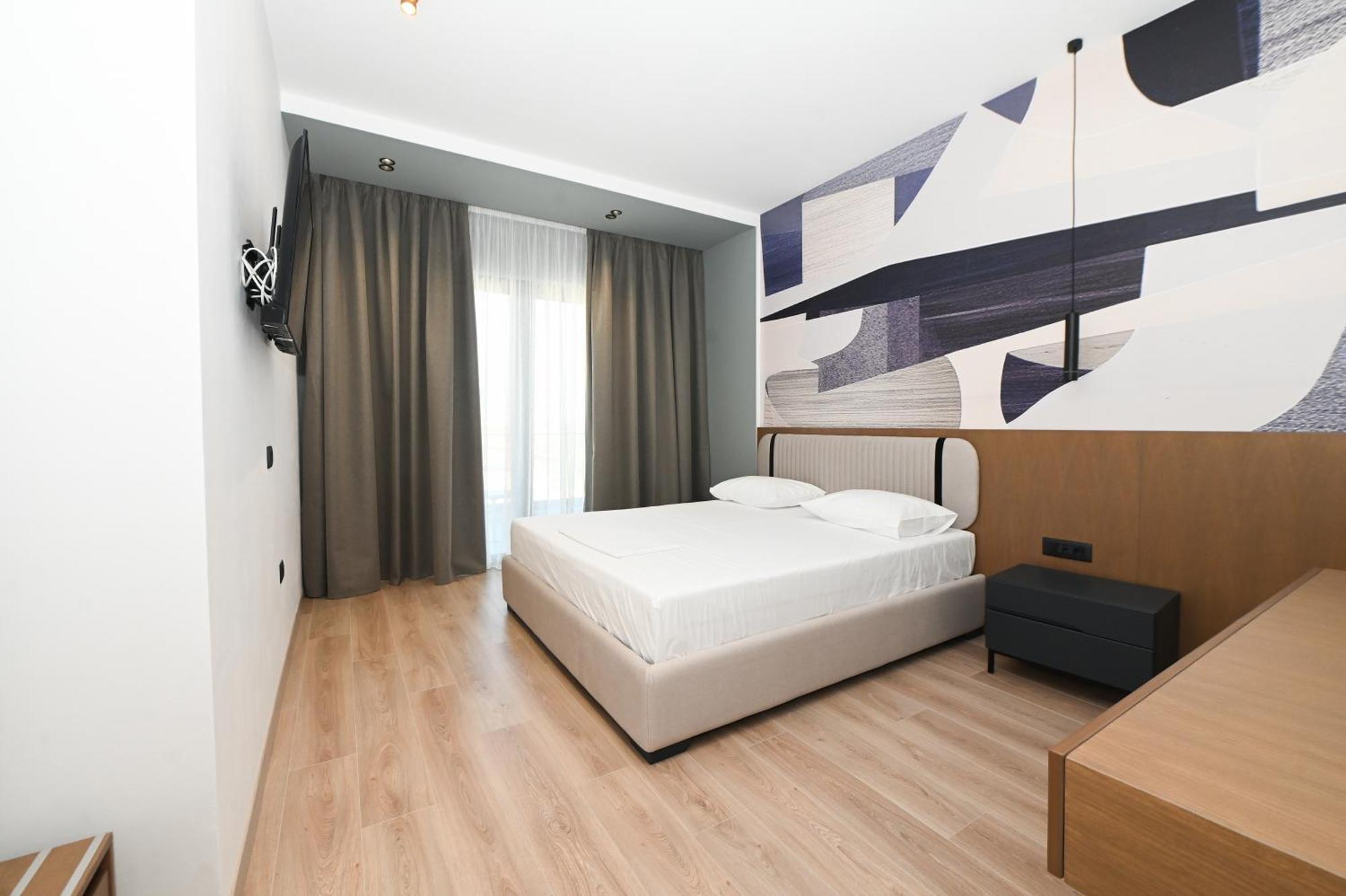 Monun Hotel Ksamil Luaran gambar