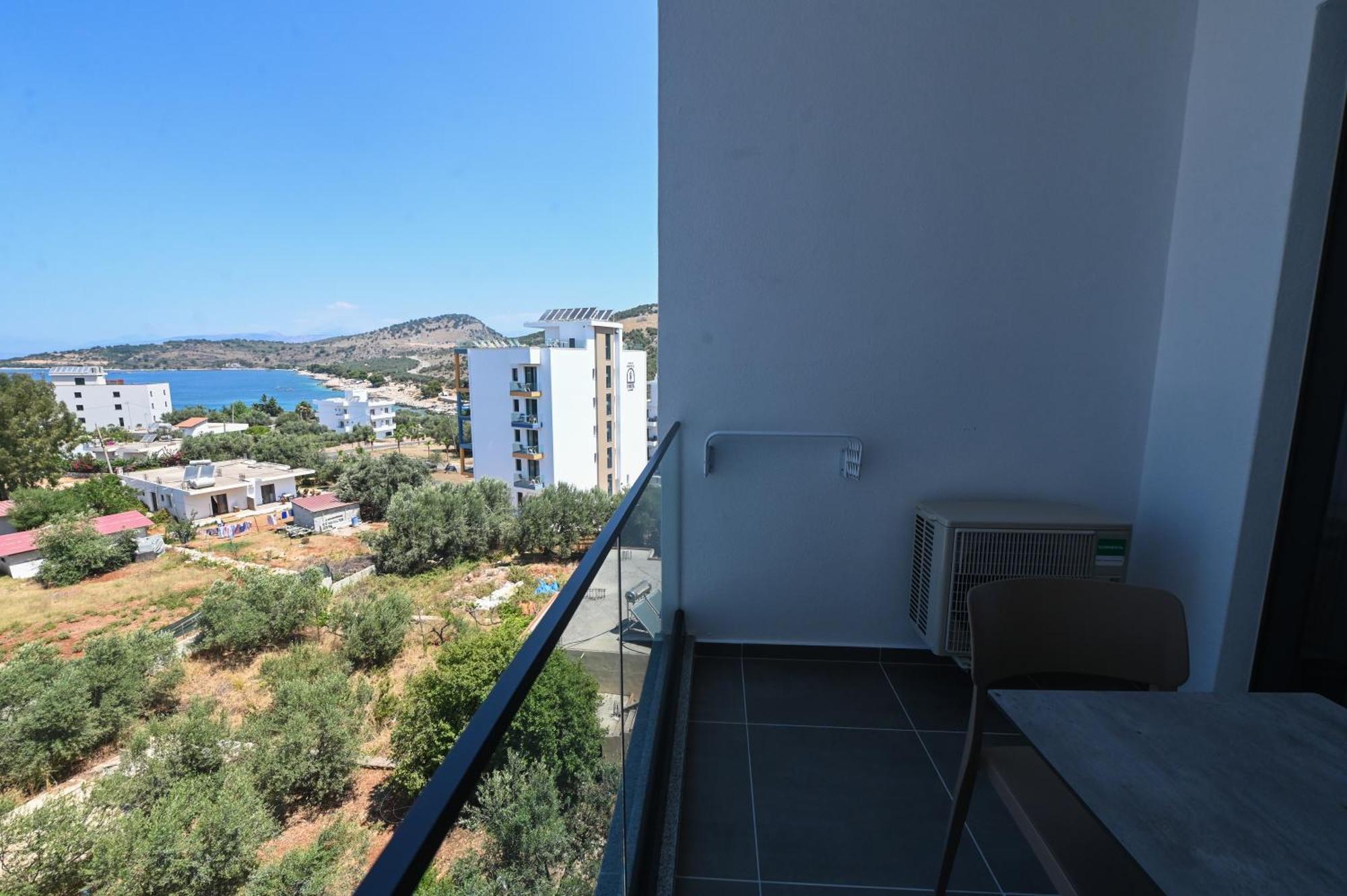 Monun Hotel Ksamil Luaran gambar