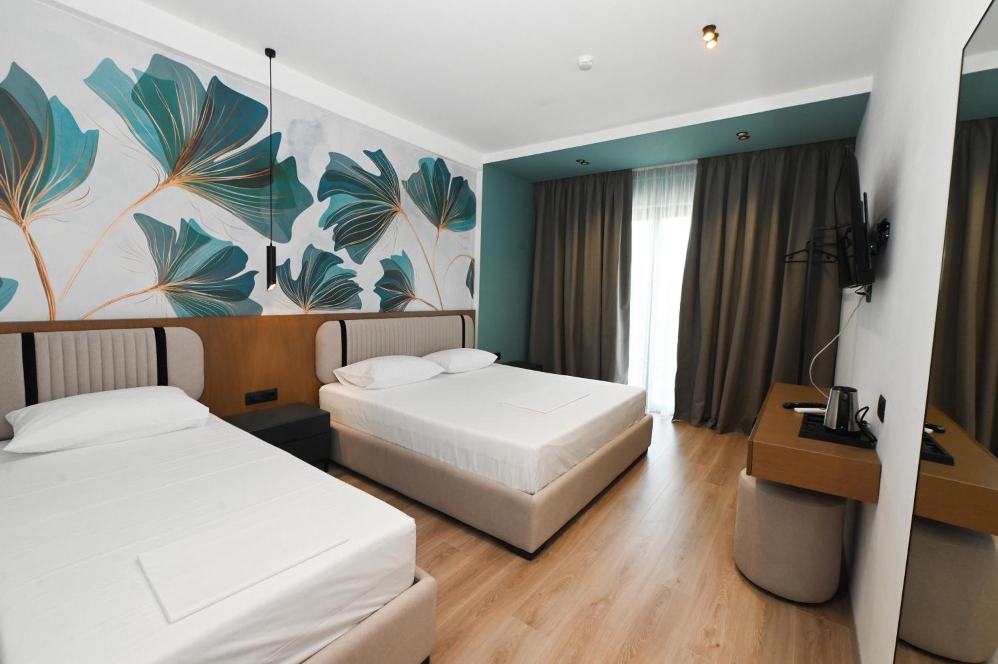 Monun Hotel Ksamil Luaran gambar